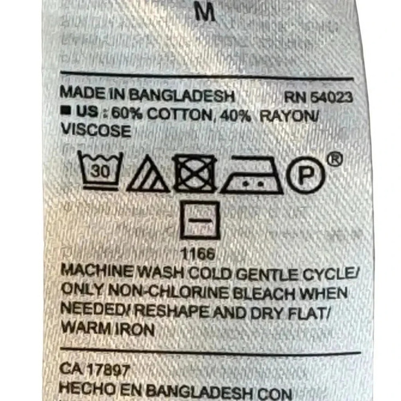 Old Navy V-Neck Pullover Sweater Size Medium - Picture 4 of 4